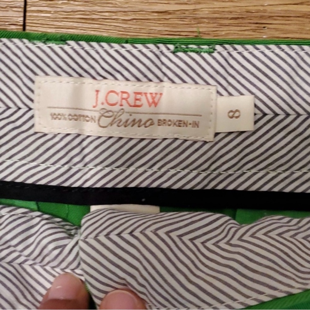 J. Crew Vibrant Green Women's Chino Shorts 100% cotton - Picture 3 of 6